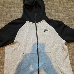Nike Tech Fleece Zipup